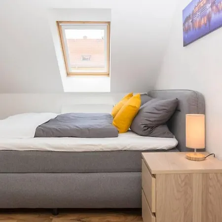 Rooftop - Mit Dachterrasse Апартаменты *